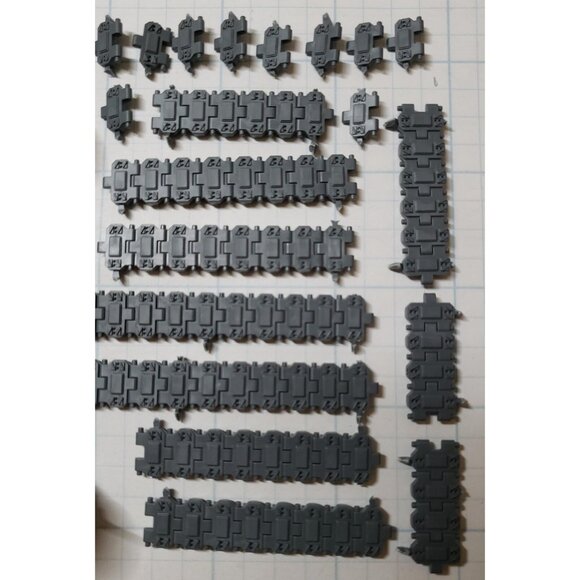 30k Solar Auxilia Bits Horus Heresy Leman Russ Striker Tank Sides & Tracks Set - Picture 2 of 3